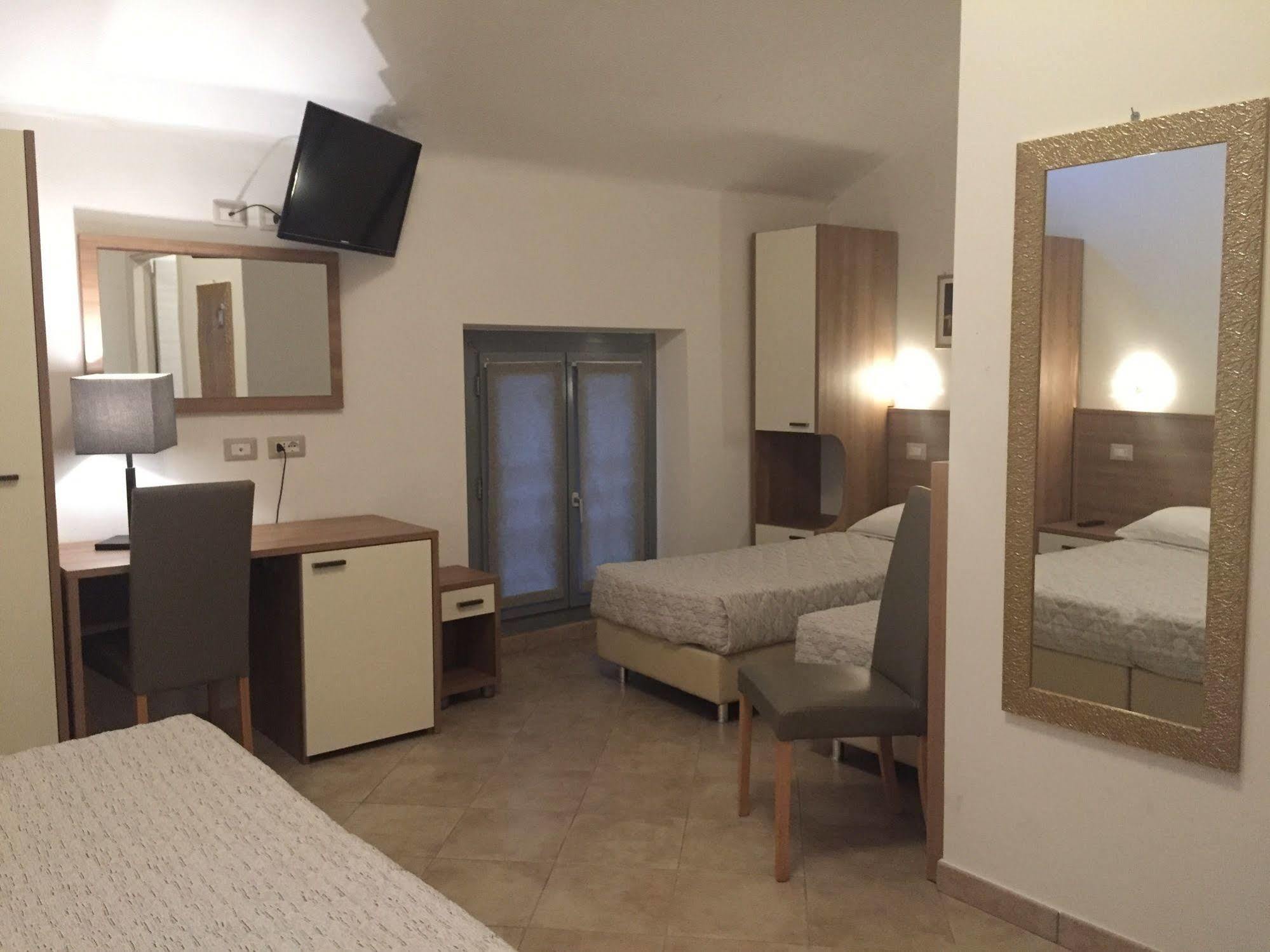 Hotel Montecarlo Milano Eksteriør bilde